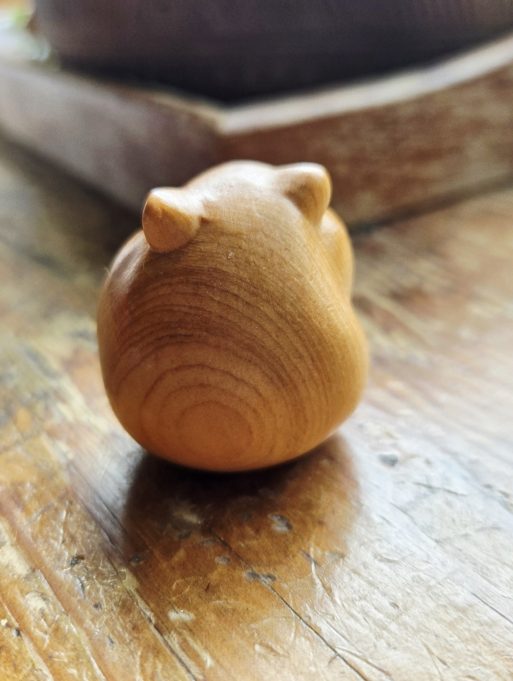 Handcarved Tiny Cheese Mouse Sculpure Figurine - Picture 6 of 7